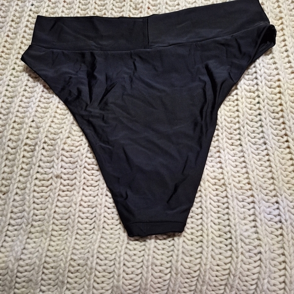 NWT Aries swimwear 2 tops and 3 bottoms - Picture 11 of 14